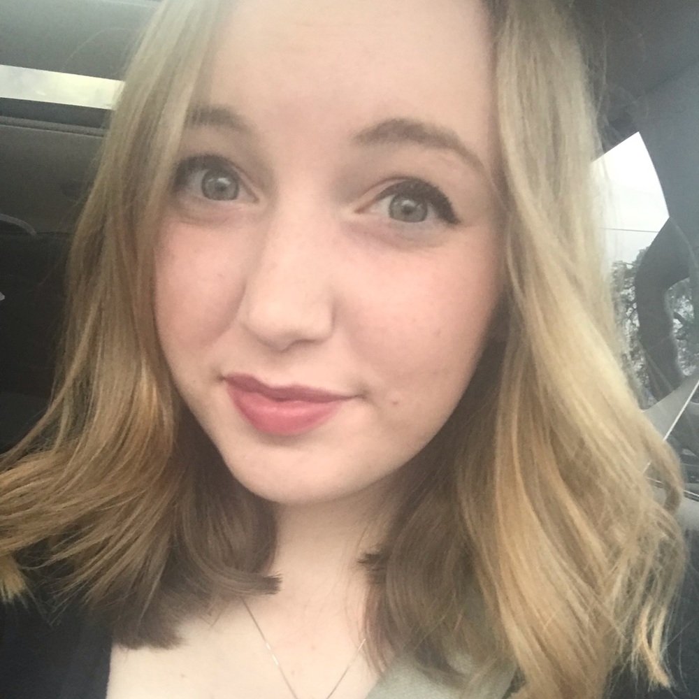 Meet your Posher, Stephanie